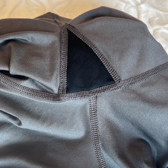 Nike drifit capri leggings - Picture 3 of 5